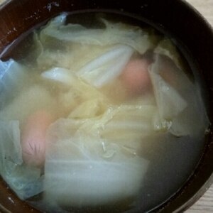 イチオシ☆白菜とウインナーの洋風味噌汁